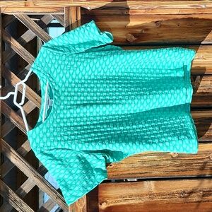 ⭐️Alia Teal and Green Scalloped Tee
